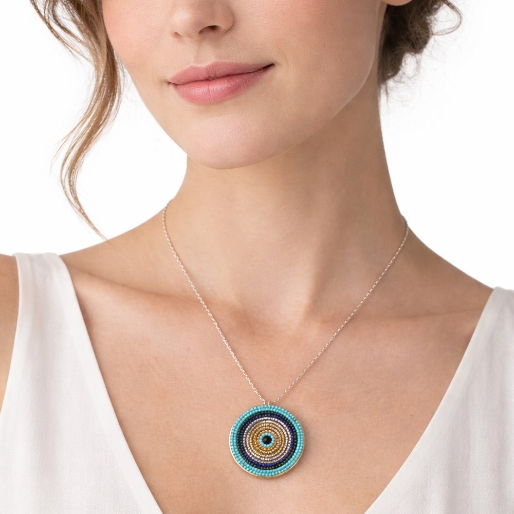 Elegant Blue and Gold Pendant Necklace